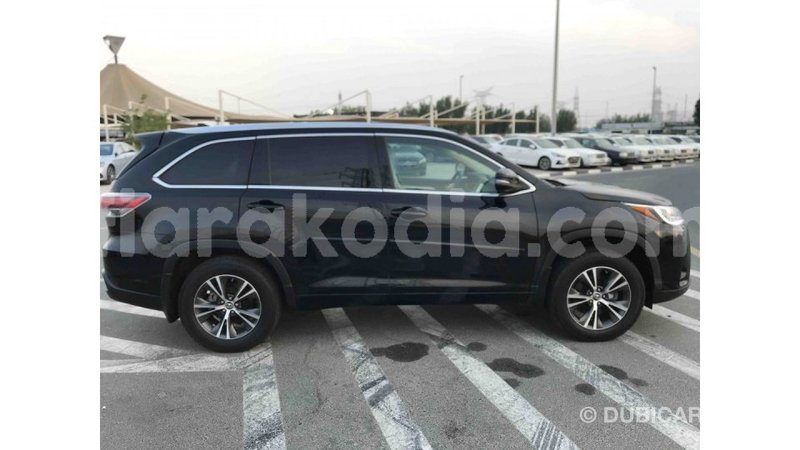 Big with watermark toyota highlander diana import dubai 4081