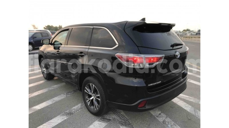 Big with watermark toyota highlander diana import dubai 4081