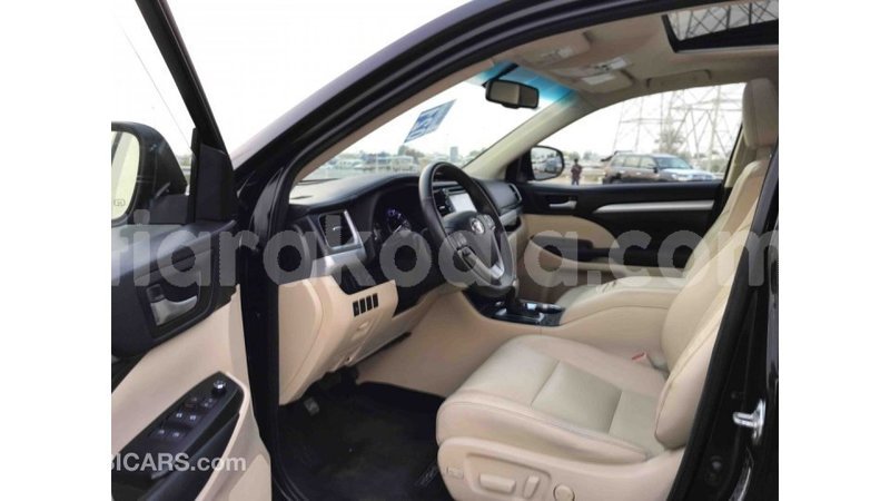 Big with watermark toyota highlander diana import dubai 4081