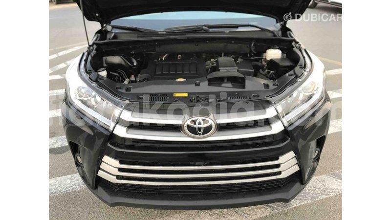 Big with watermark toyota highlander diana import dubai 4081