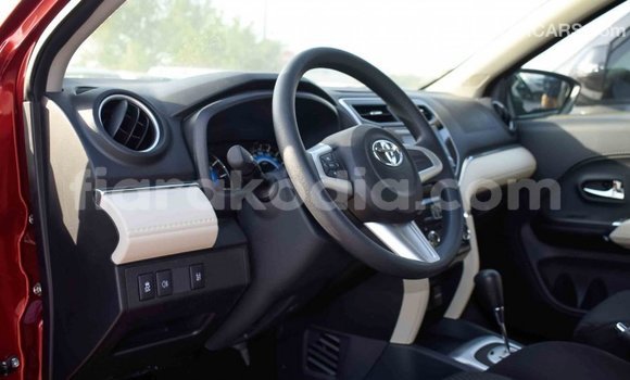 Acheter Import Voiture Toyota Rush Rouge à Import - Dubai, Diana Acheter Import Voiture Toyota Rush Rouge à Import - Dubai, Diana