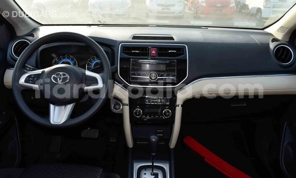 Acheter Import Voiture Toyota Rush Rouge à Import - Dubai, Diana Acheter Import Voiture Toyota Rush Rouge à Import - Dubai, Diana