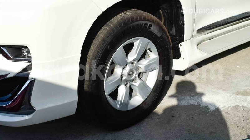 Big with watermark toyota prado diana import dubai 4091