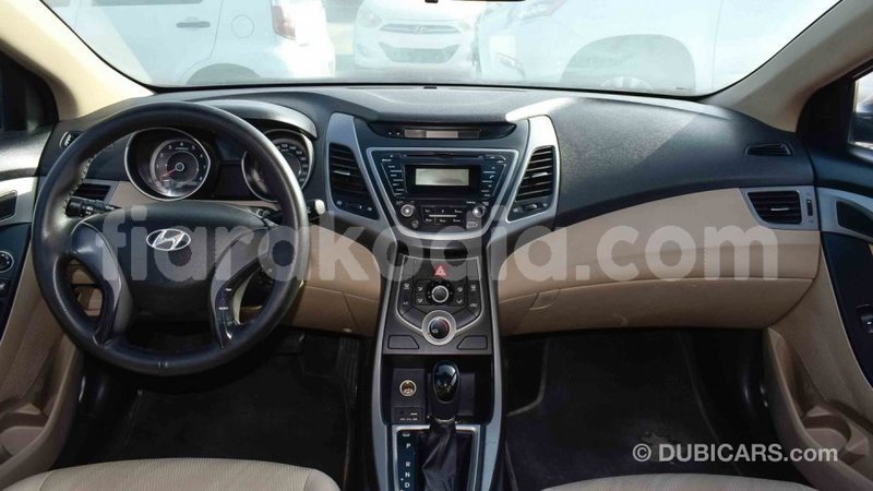 Big with watermark hyundai elantra diana import dubai 4092