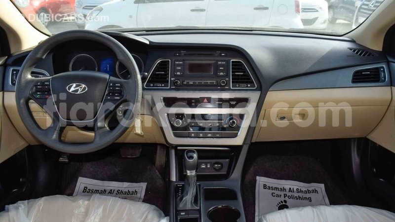 Big with watermark hyundai sonata diana import dubai 4093