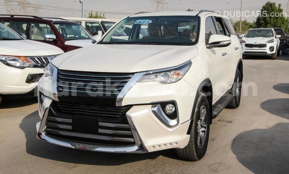 Hividy Toyota Fortuner fotsy Car in Import - Dubai in Diana Hividy Toyota Fortuner fotsy Car in Import - Dubai in Diana