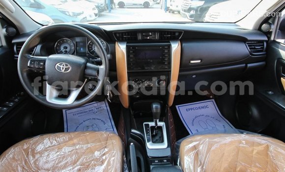 Hividy Toyota Fortuner fotsy Car in Import - Dubai in Diana Hividy Toyota Fortuner fotsy Car in Import - Dubai in Diana