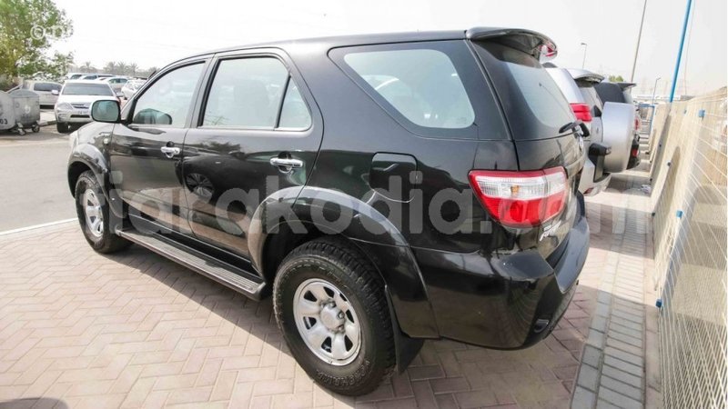 Big with watermark toyota fortuner diana import dubai 4102