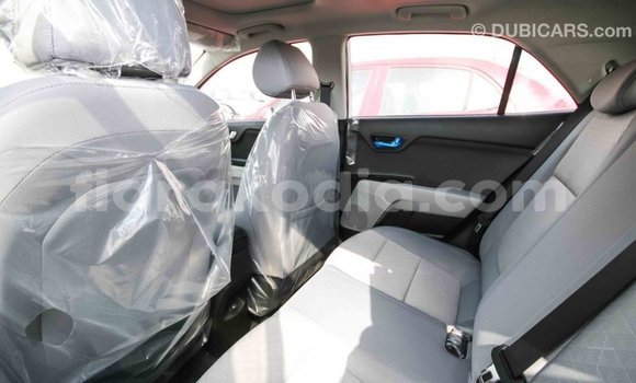 Acheter Import Voiture Kia Rio Blanc à Import - Dubai, Diana Acheter Import Voiture Kia Rio Blanc à Import - Dubai, Diana