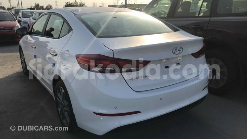 Big with watermark hyundai elantra diana import dubai 4113