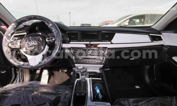 Hividy Kia Cadenza Hafa Car in Import - Dubai in Diana Hividy Kia Cadenza Hafa Car in Import - Dubai in Diana