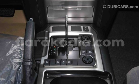 Hividy Toyota Land Cruiser fotsy Car in Import - Dubai in Diana Hividy Toyota Land Cruiser fotsy Car in Import - Dubai in Diana