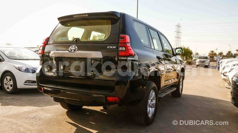 Big with watermark toyota prado diana import dubai 4117