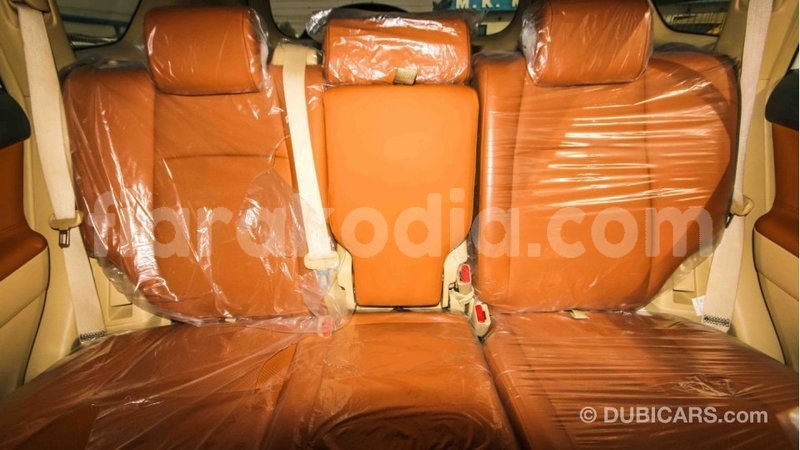 Big with watermark toyota prado diana import dubai 4120