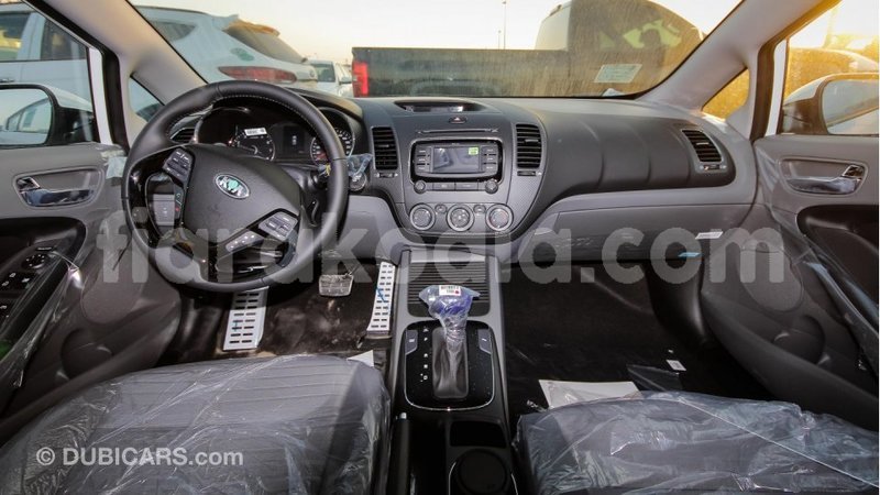 Big with watermark kia cerato diana import dubai 4121