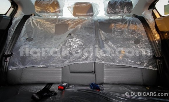 Acheter Import Voiture Kia Cerato Blanc à Import - Dubai, Diana Acheter Import Voiture Kia Cerato Blanc à Import - Dubai, Diana