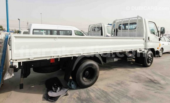 Hividy Hyundai Accent fotsy Car in Import - Dubai in Diana Hividy Hyundai Accent fotsy Car in Import - Dubai in Diana