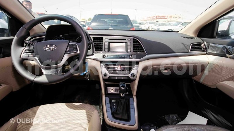 Big with watermark hyundai elantra diana import dubai 4127