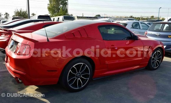 Acheter Import Voiture Ford Mustang Rouge à Import - Dubai, Diana Acheter Import Voiture Ford Mustang Rouge à Import - Dubai, Diana