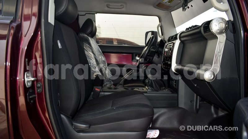 Big with watermark toyota fj cruiser diana import dubai 4133