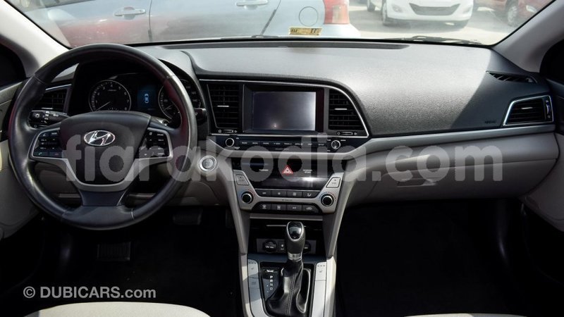 Big with watermark hyundai elantra diana import dubai 4135