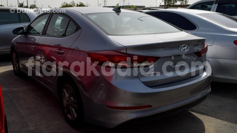 Big with watermark hyundai elantra diana import dubai 4135