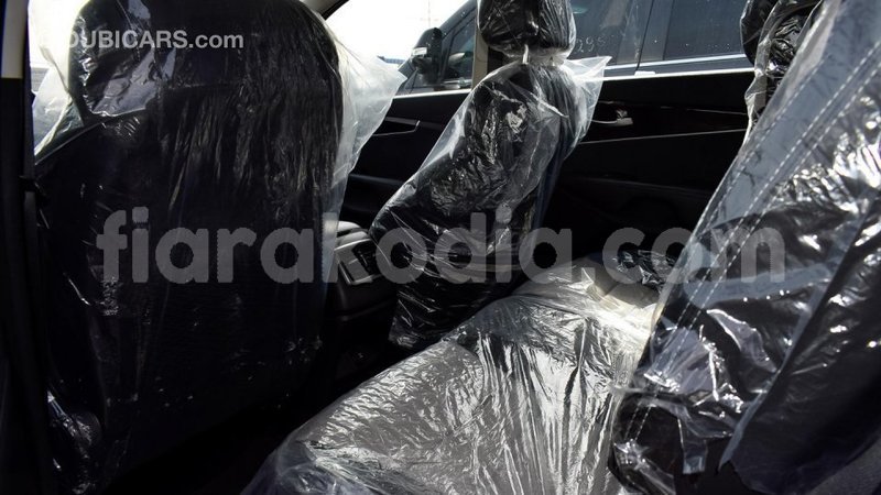 Big with watermark kia sorento diana import dubai 4136