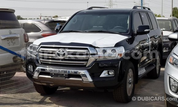Acheter Import Voiture Toyota Land Cruiser Noir à Import - Dubai, Diana Acheter Import Voiture Toyota Land Cruiser Noir à Import - Dubai, Diana