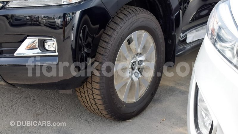 Big with watermark toyota land cruiser diana import dubai 4137