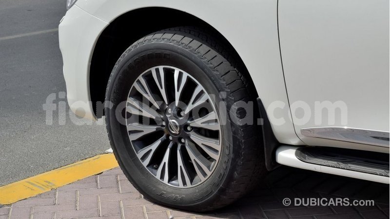 Big with watermark nissan patrol diana import dubai 4139