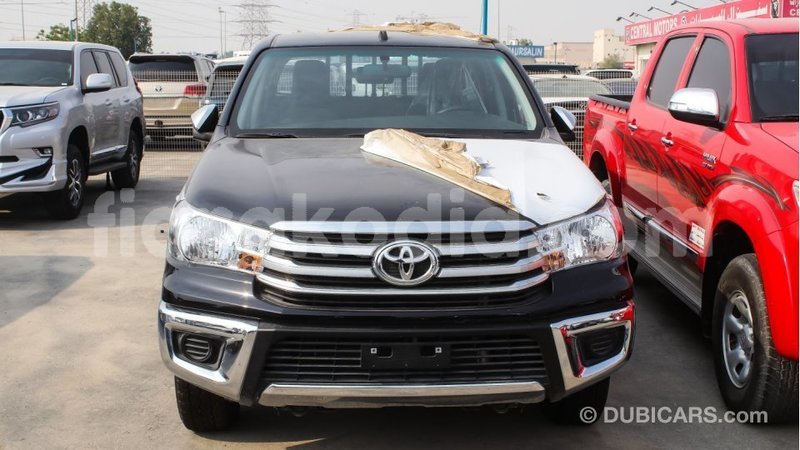 Big with watermark toyota hilux diana import dubai 4142