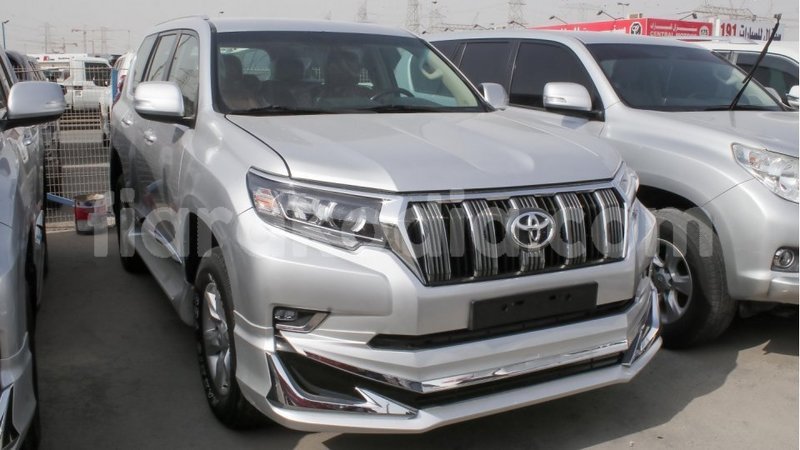 Big with watermark toyota prado diana import dubai 4145