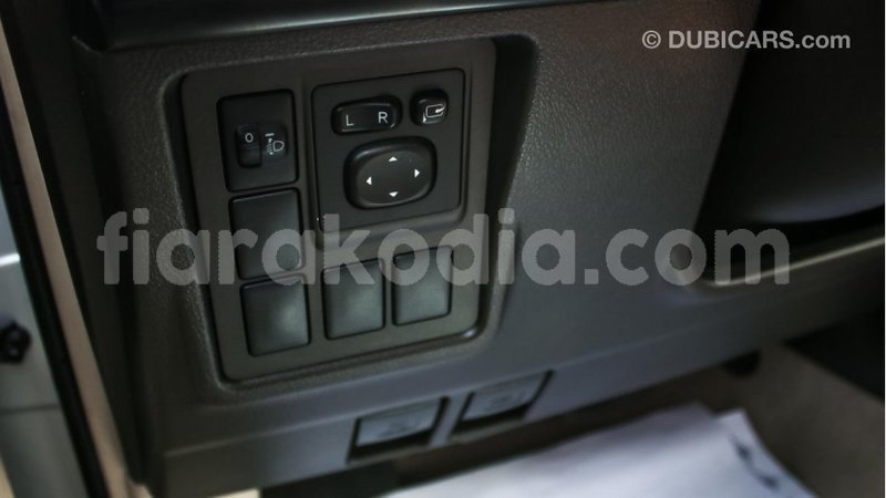 Big with watermark toyota prado diana import dubai 4145