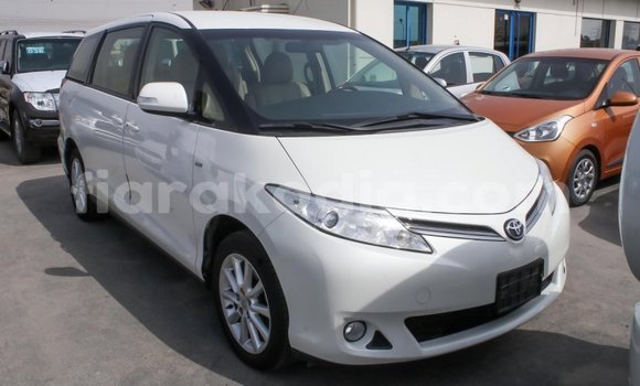 Hividy Toyota Previa fotsy Car in Import - Dubai in Diana Hividy Toyota Previa fotsy Car in Import - Dubai in Diana