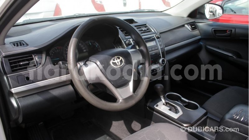 Big with watermark toyota camry diana import dubai 4148