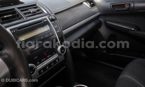 Hividy Toyota Camry fotsy Car in Import - Dubai in Diana Hividy Toyota Camry fotsy Car in Import - Dubai in Diana