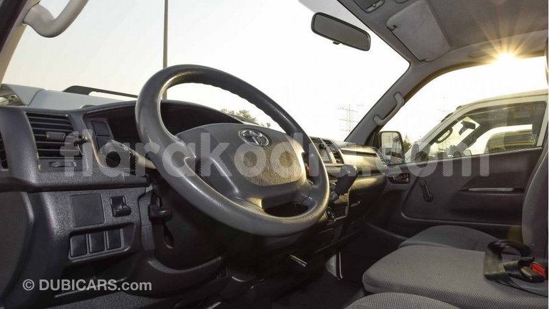 Big with watermark toyota hiace diana import dubai 4151