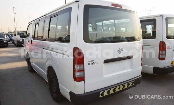 Hividy Toyota Hiace fotsy Car in Import - Dubai in Diana Hividy Toyota Hiace fotsy Car in Import - Dubai in Diana