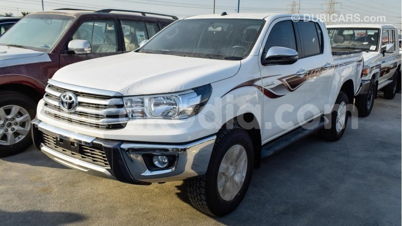 Big with watermark toyota hilux diana import dubai 4155