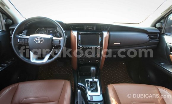 Hividy Toyota Fortuner fotsy Car in Import - Dubai in Diana Hividy Toyota Fortuner fotsy Car in Import - Dubai in Diana