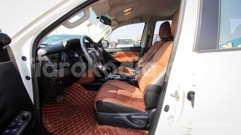 Big with watermark toyota fortuner diana import dubai 4162