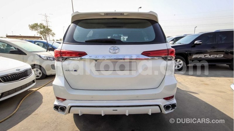 Big with watermark toyota fortuner diana import dubai 4162