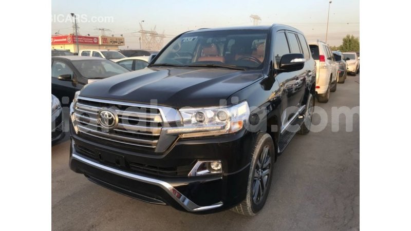 Big with watermark toyota land cruiser diana import dubai 4164