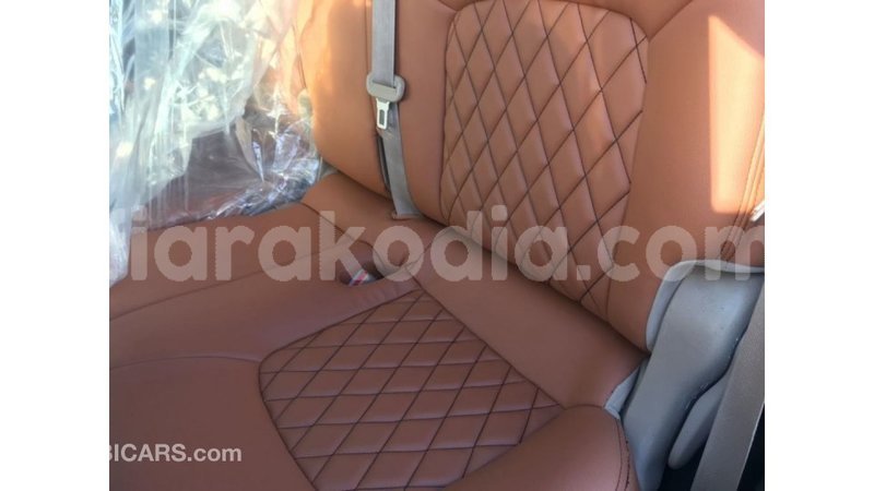 Big with watermark toyota land cruiser diana import dubai 4164