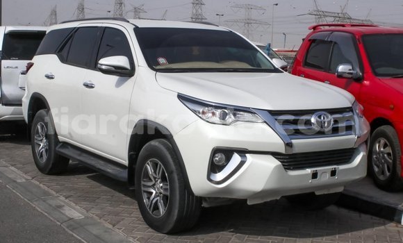 Hividy Toyota Fortuner fotsy Car in Import - Dubai in Diana Hividy Toyota Fortuner fotsy Car in Import - Dubai in Diana