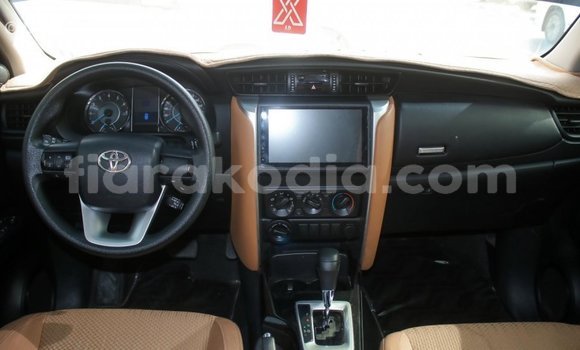 Hividy Toyota Fortuner fotsy Car in Import - Dubai in Diana Hividy Toyota Fortuner fotsy Car in Import - Dubai in Diana