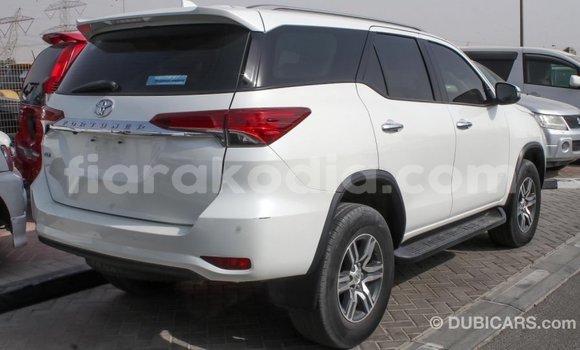 Hividy Toyota Fortuner fotsy Car in Import - Dubai in Diana Hividy Toyota Fortuner fotsy Car in Import - Dubai in Diana