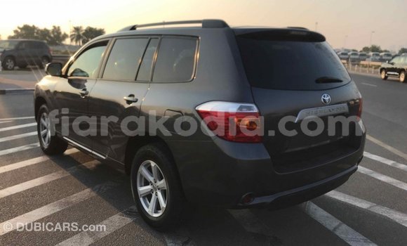 Hividy Toyota Highlander Hafa Car in Import - Dubai in Diana Hividy Toyota Highlander Hafa Car in Import - Dubai in Diana
