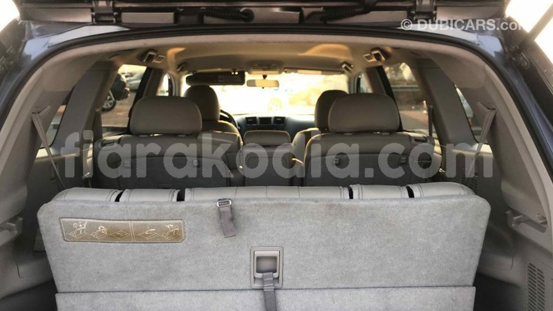 Big with watermark toyota highlander diana import dubai 4183