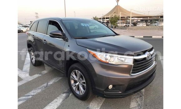 Hividy Toyota Highlander Hafa Car in Import - Dubai in Diana Hividy Toyota Highlander Hafa Car in Import - Dubai in Diana